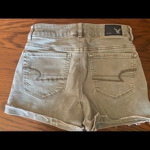 American Eagle size 2 High waisted